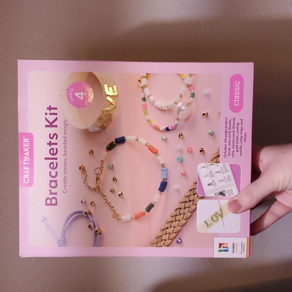 Craftmaker bracelets kit opened but not used
